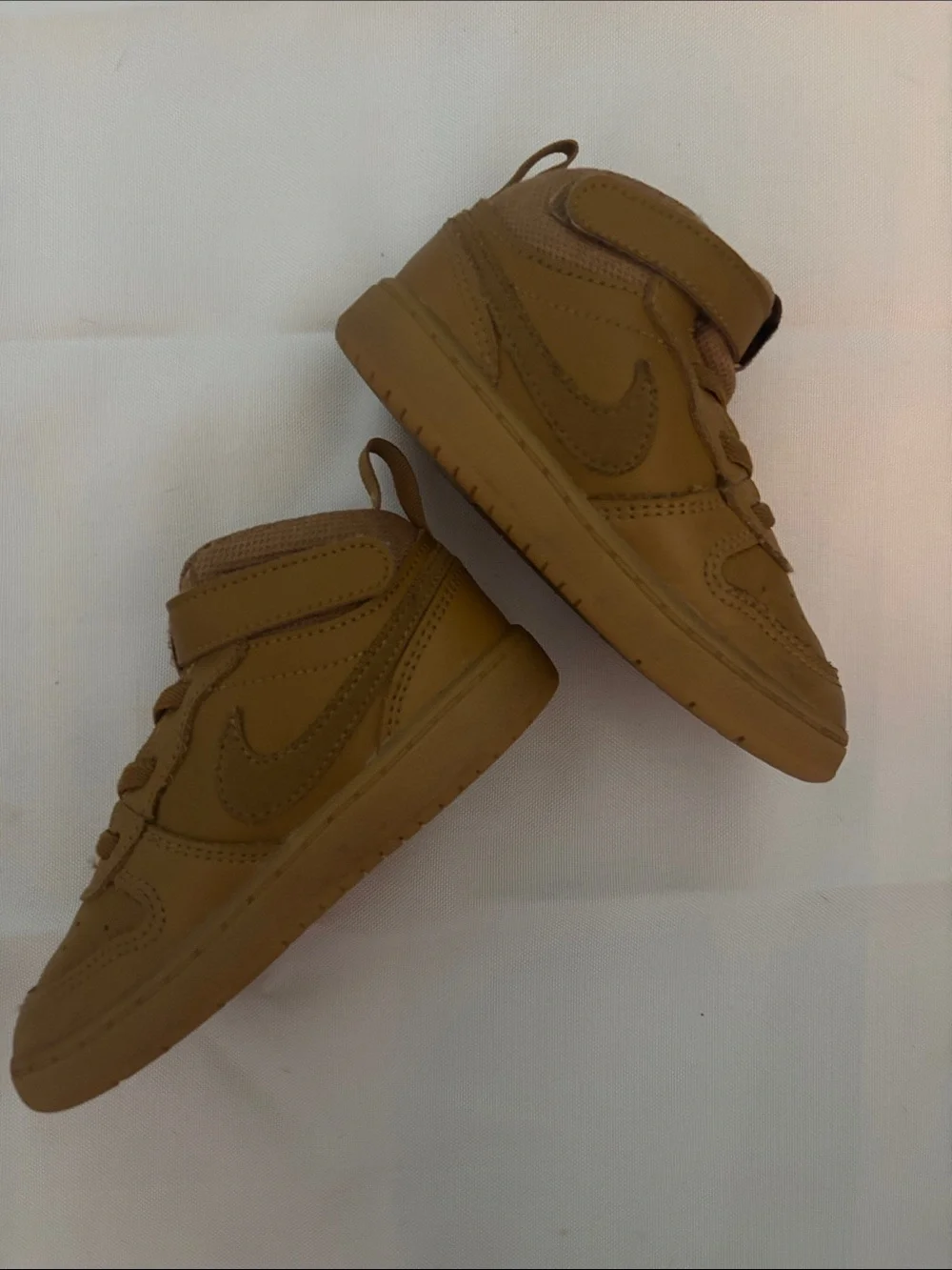 Nike Kids Brown High-Top Hook-and-Loop Sneakers